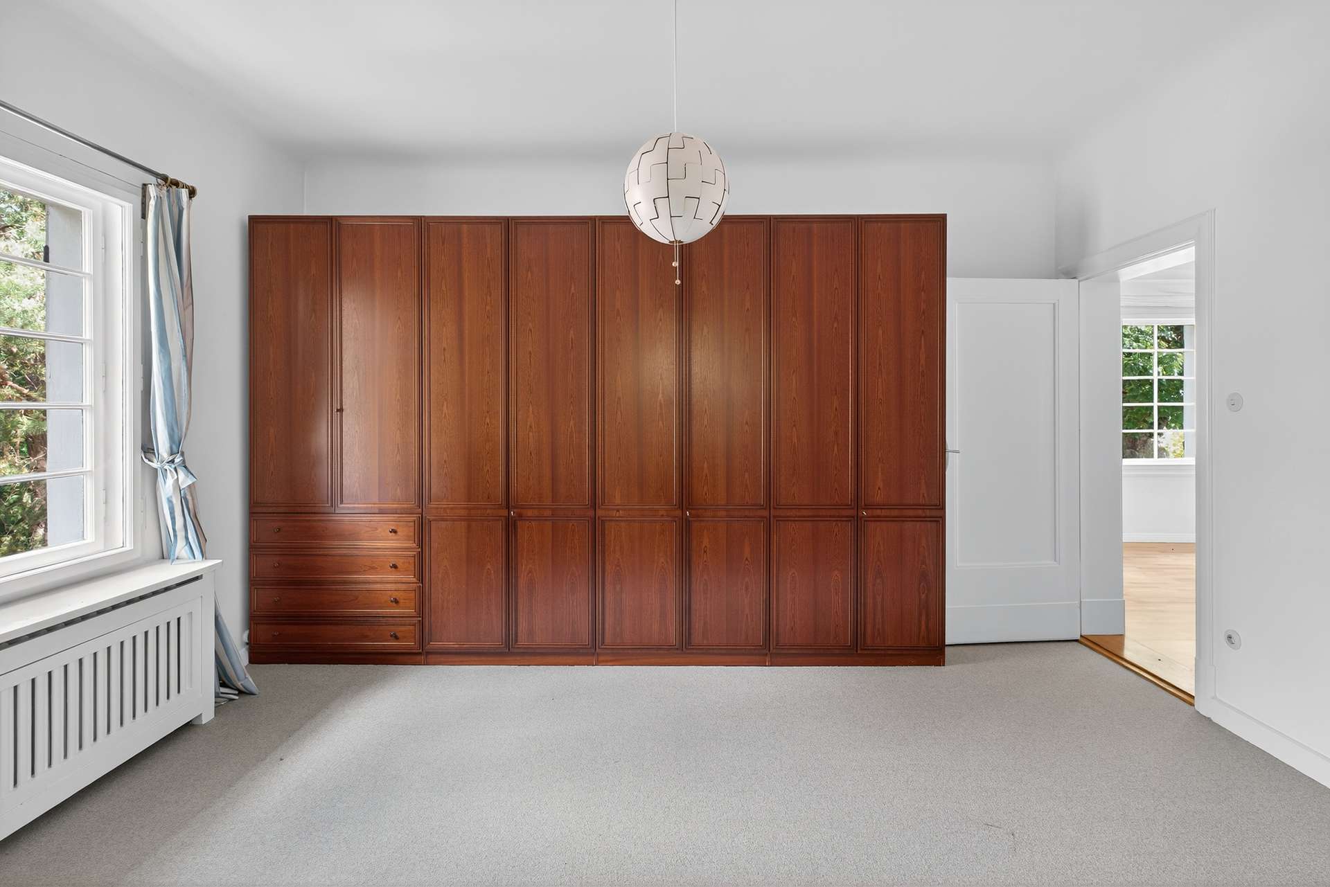 Ankleide-oder-Schlafzimmer-SZ264-1