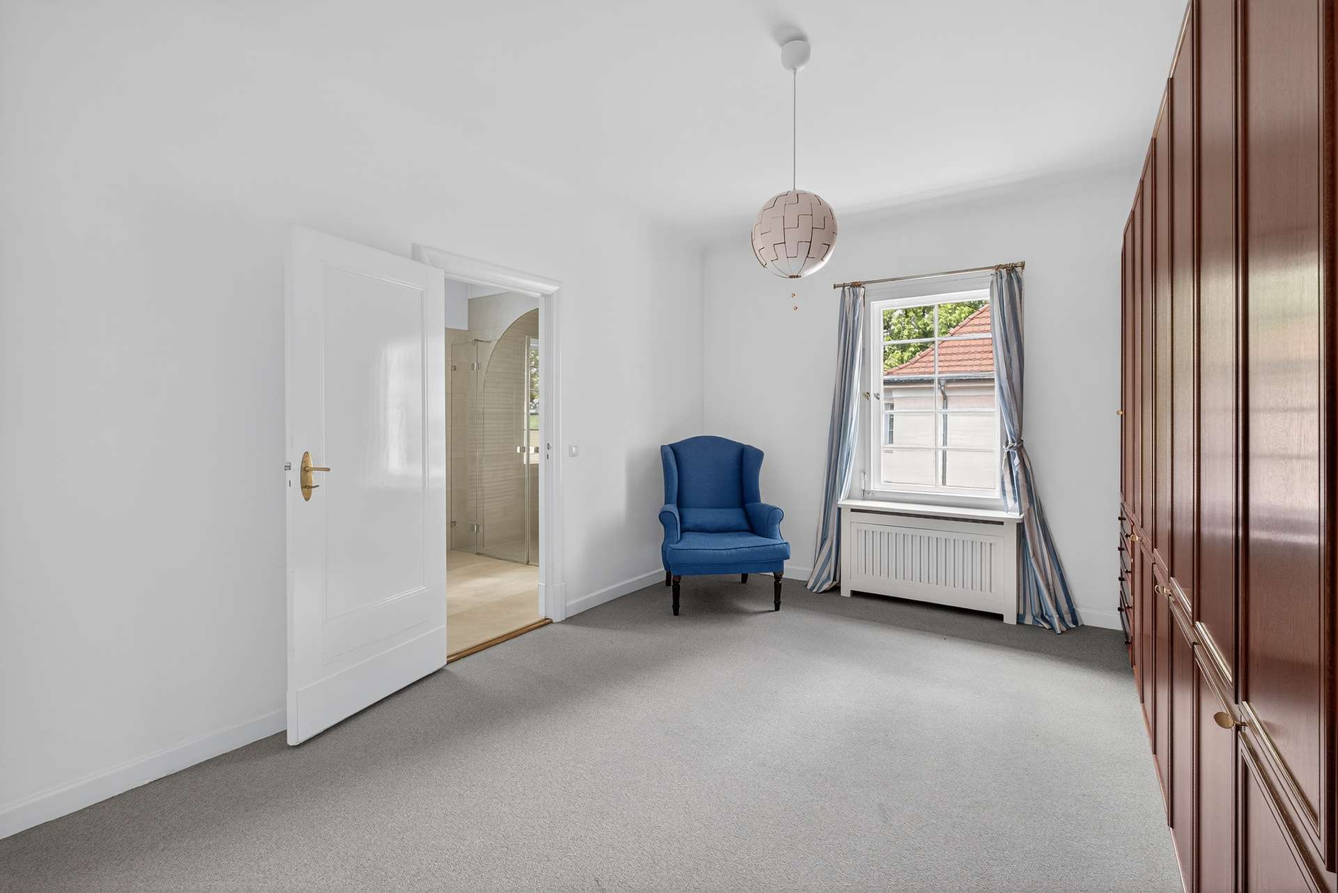 Ankleide-oder-Schlafzimmer-SZ264