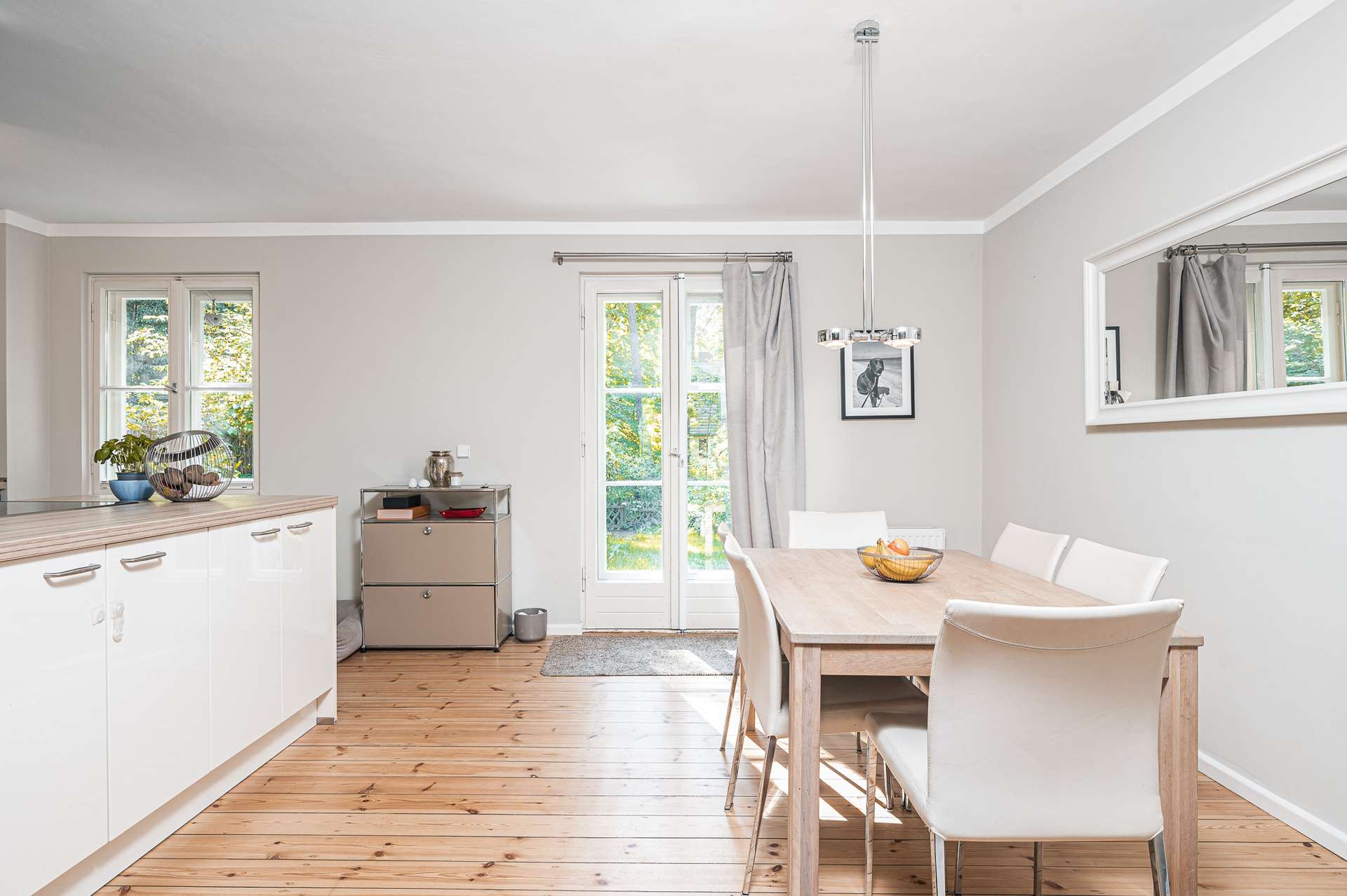 Blick-in-den-Garten-SZ119