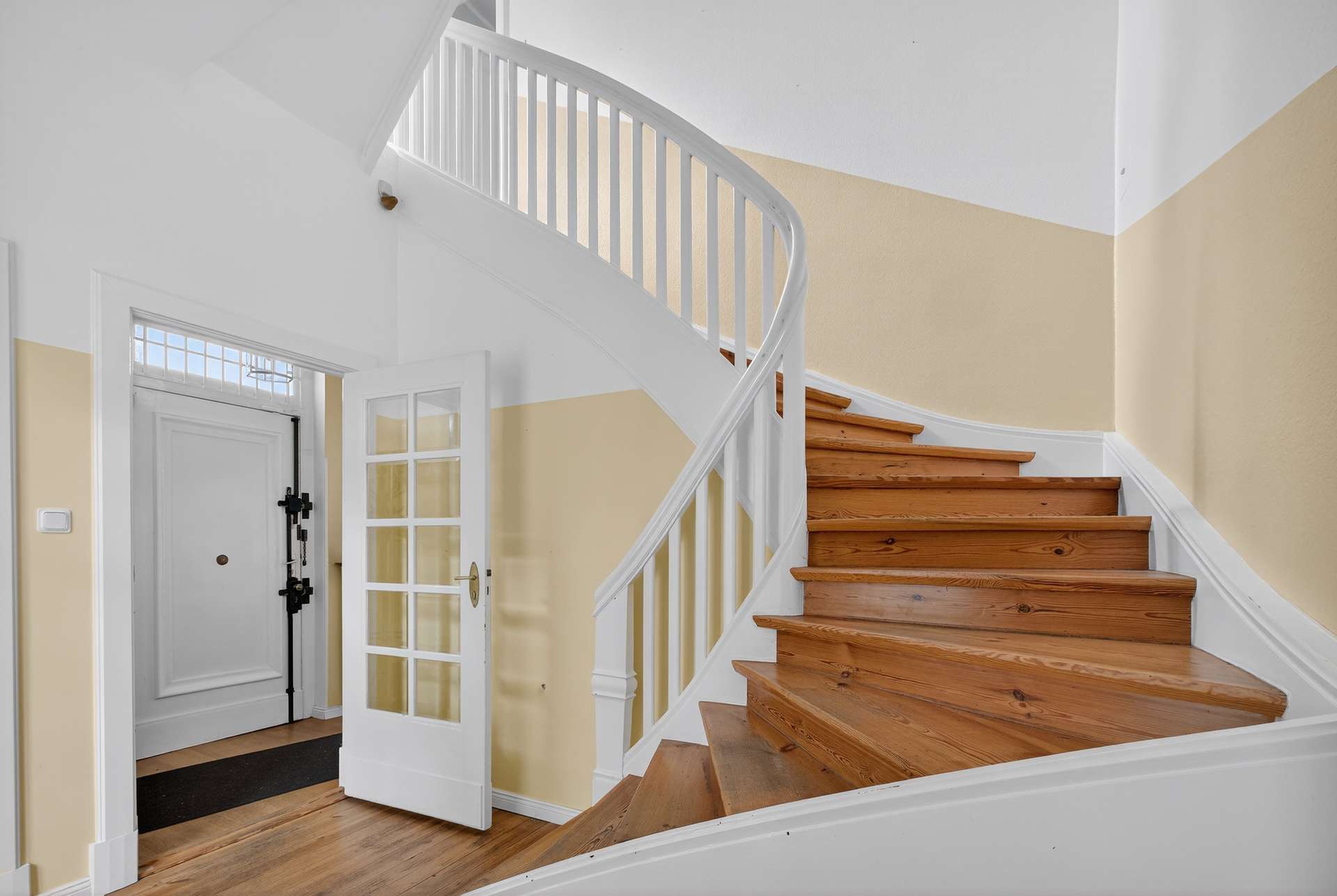 Flur-mit-Diele-SZ264