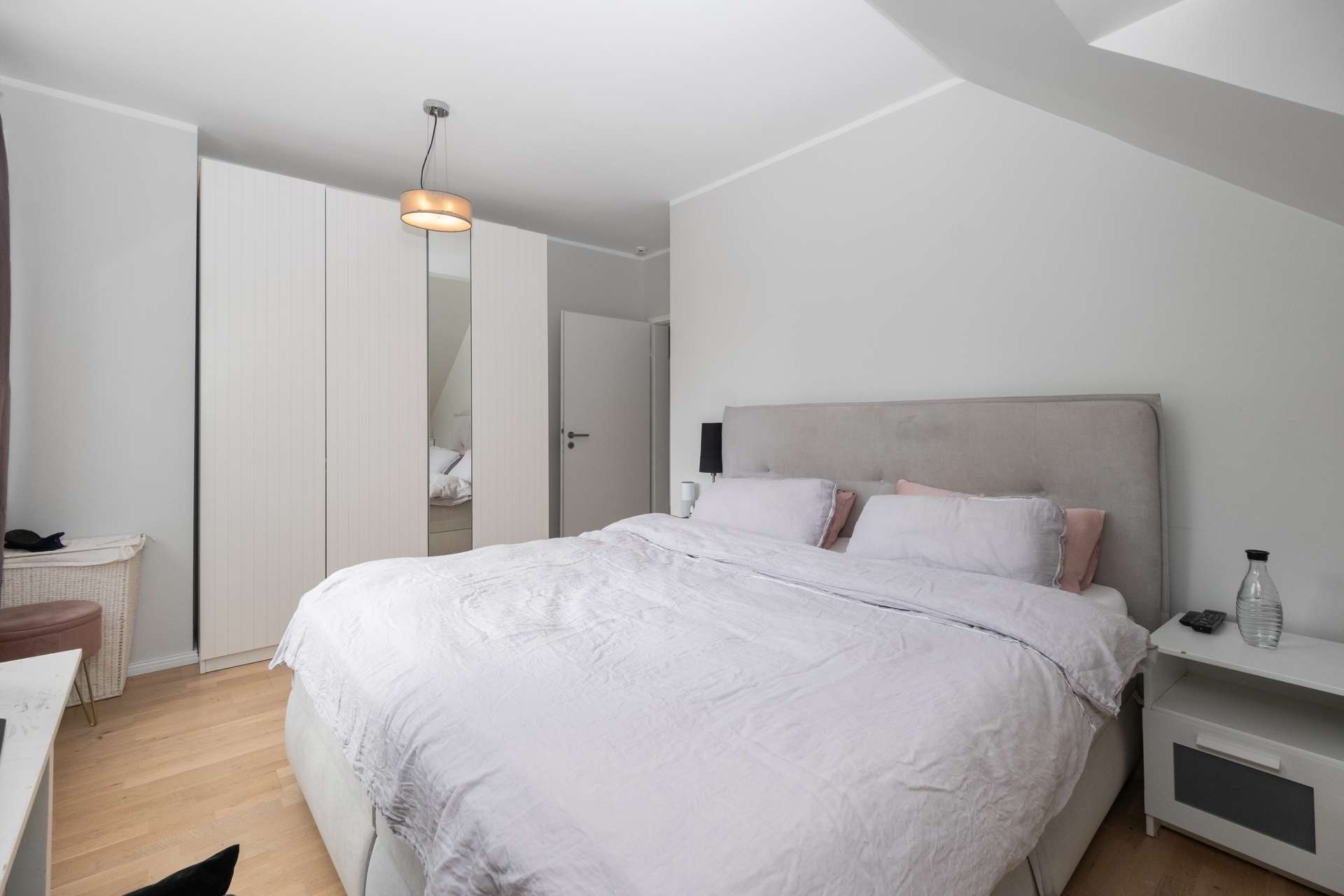 Schlafzimmer-SZ259-1