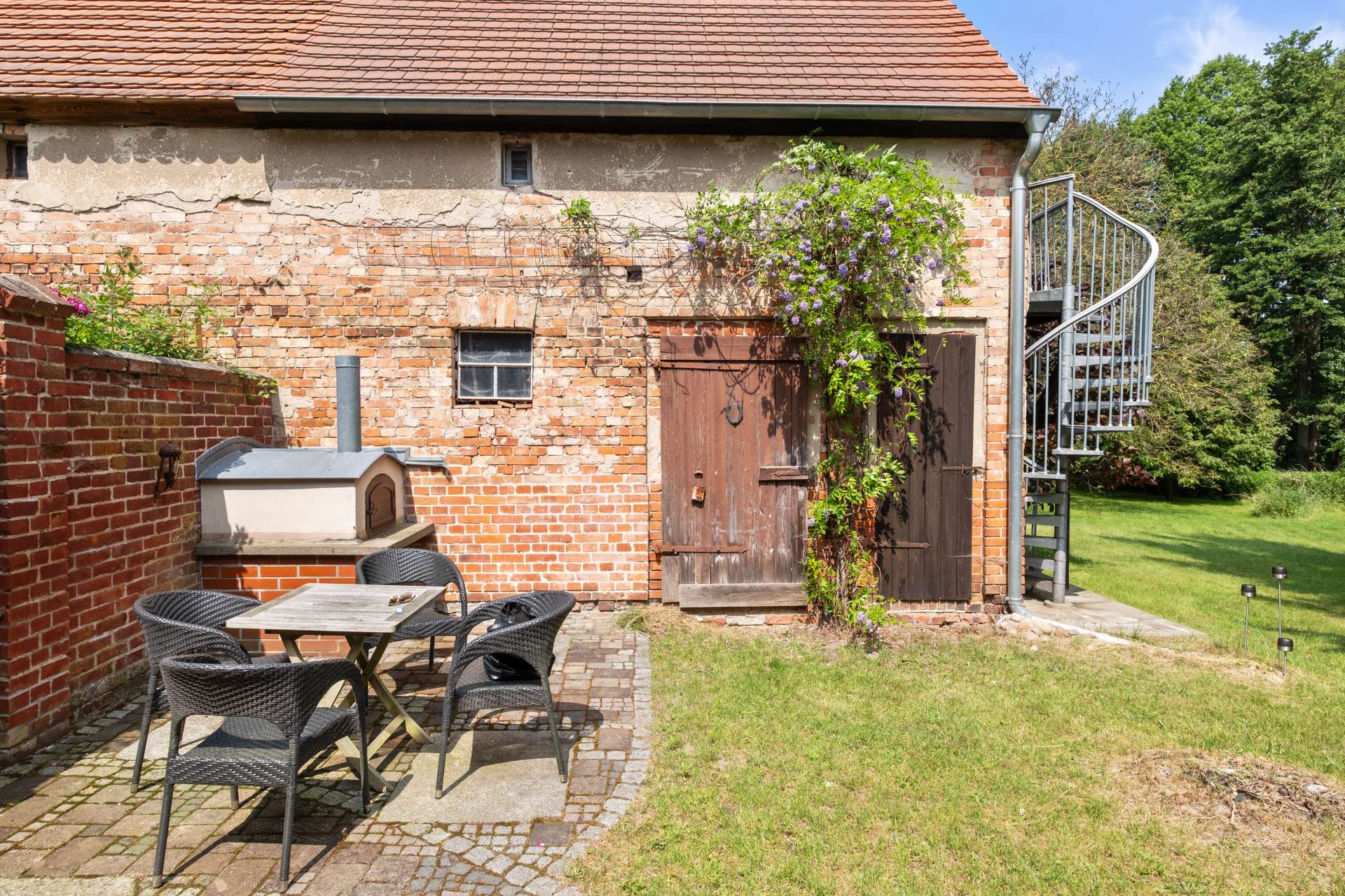 Stallung-Abstellflaeche-SZ260